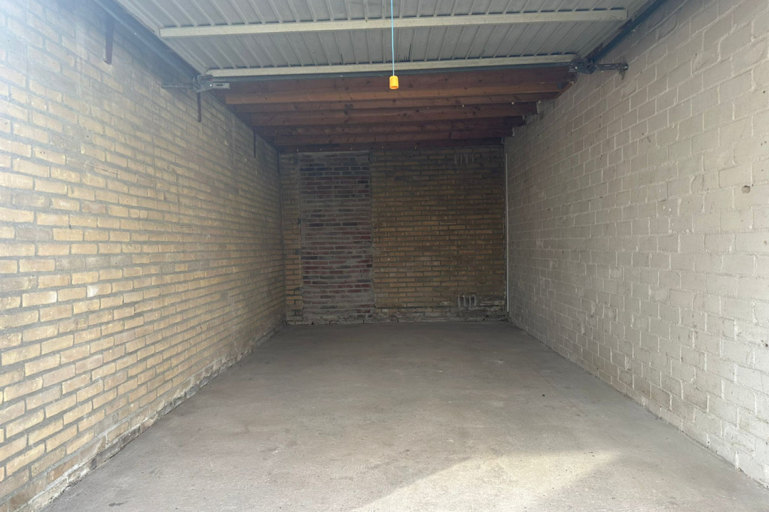 Aalsburg 1811 G06 — Wijchen — Garagebox huren