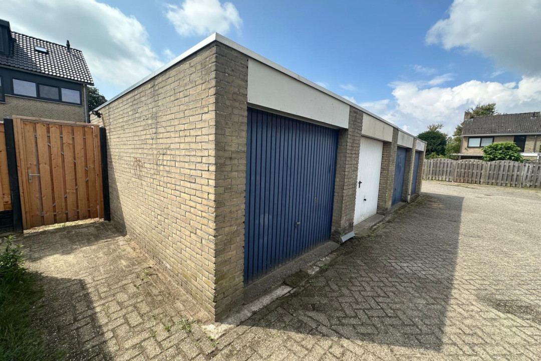 Aalsburg 1811 G06 — Wijchen — Garagebox huren