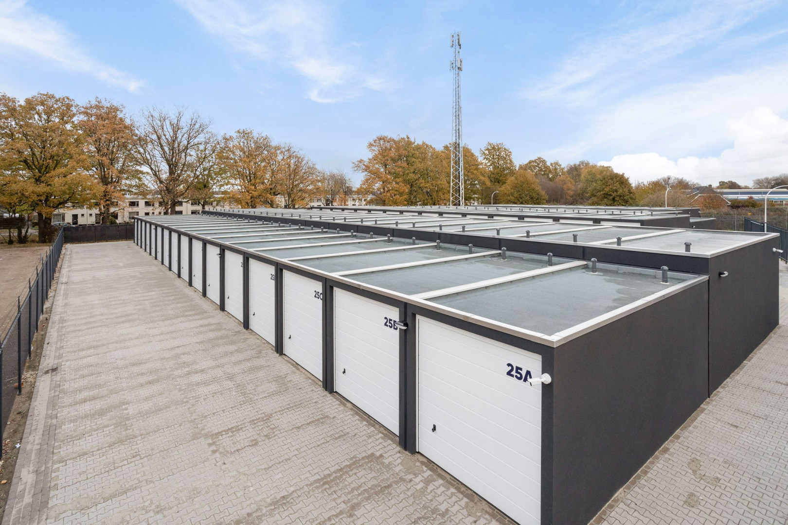Enschedesestraat 166 — Hengelo — Garagebox huren