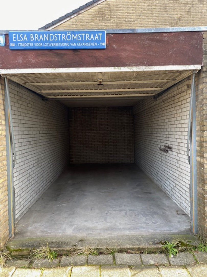 Elsa Brändströmstraat 1 — Haarlem — Garagebox huren
