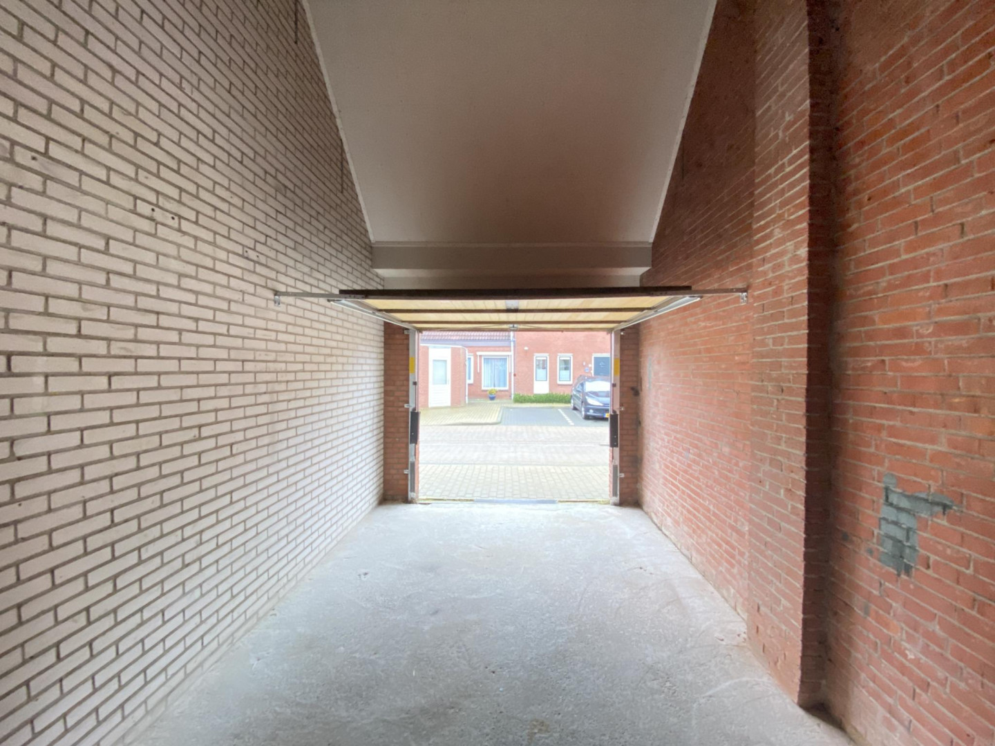 Goedewerf 79A — almere — Garagebox huren