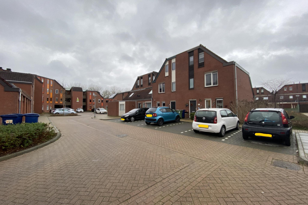 Goedewerf 79A — almere — Garagebox huren