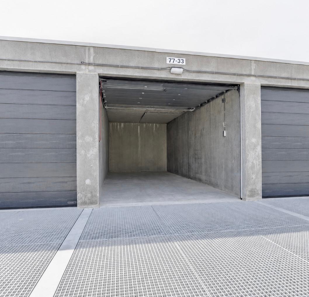 Kabelweg 25 — Roelofarendsveen — Garagebox huren