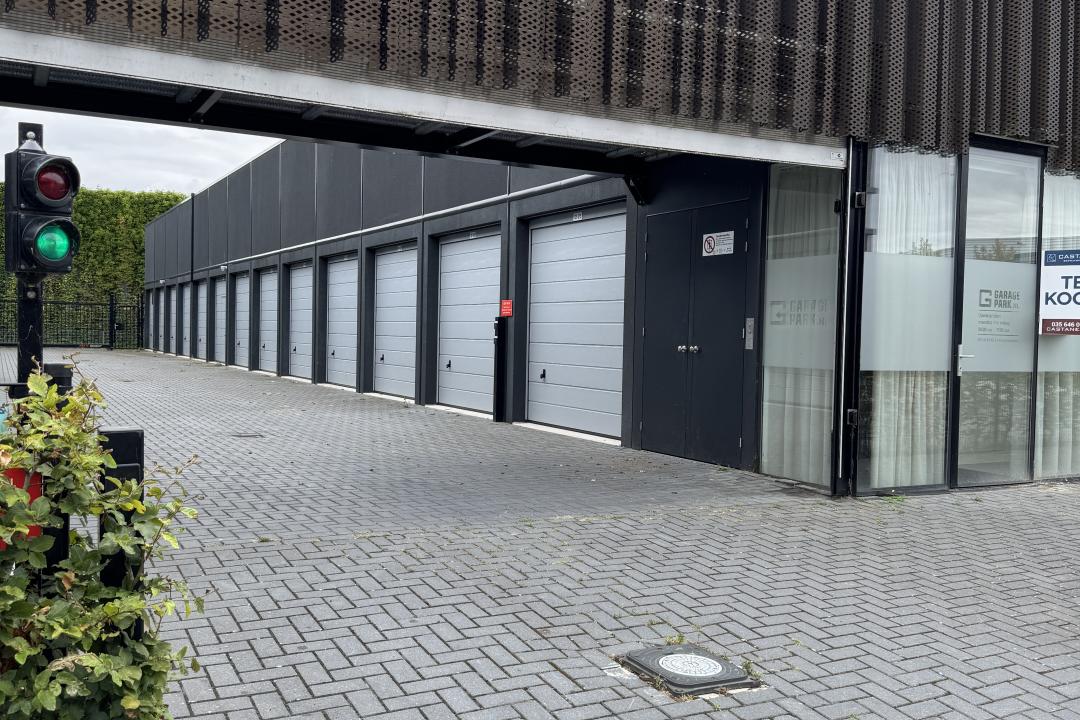 Binnendelta 12-25 — Blaricum — Garagebox huren