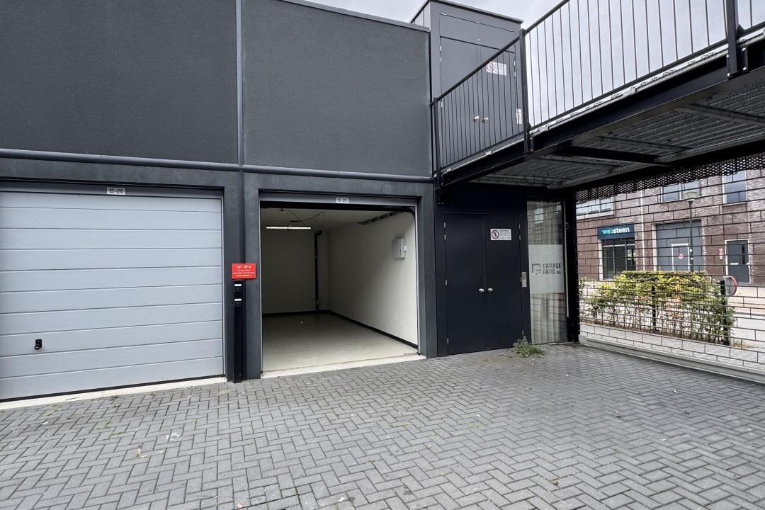 Binnendelta 12-25 — Blaricum — Garagebox huren