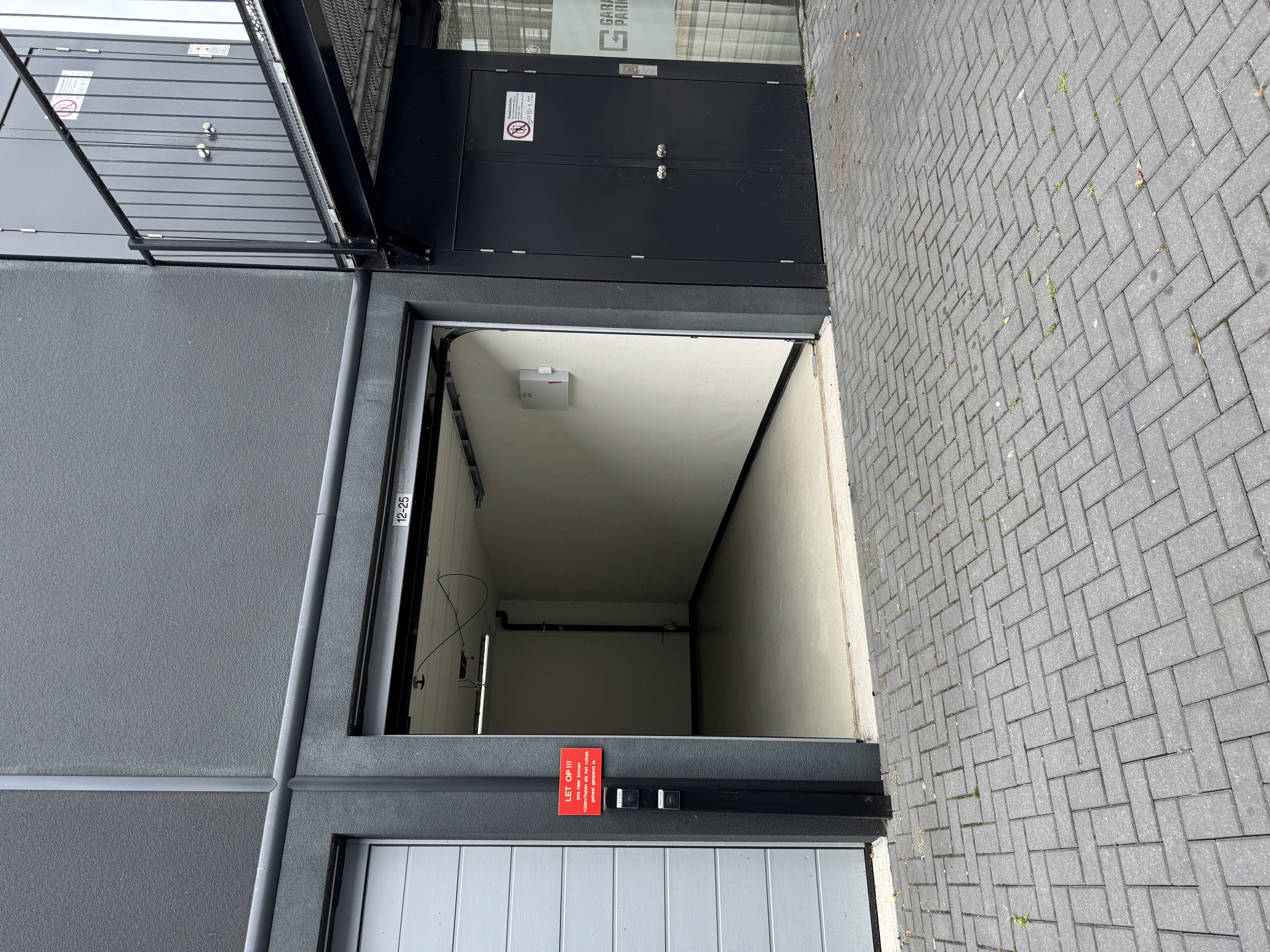 Binnendelta 12-25 — Blaricum — Garagebox huren