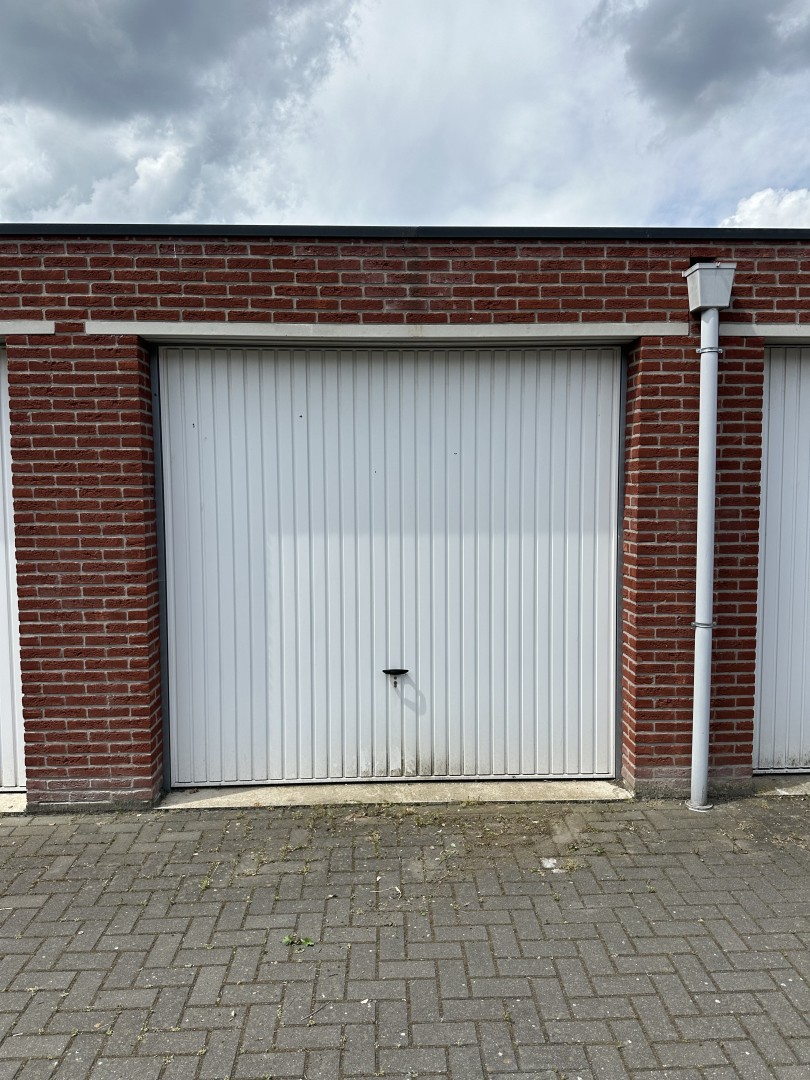 Twekkelerweg 204 — Hengelo (O) — Garagebox huren