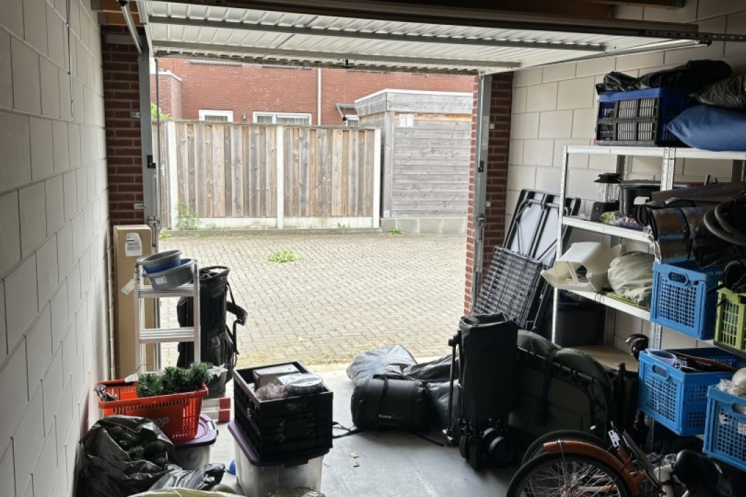 Twekkelerweg 204 — Hengelo (O) — Garagebox huren