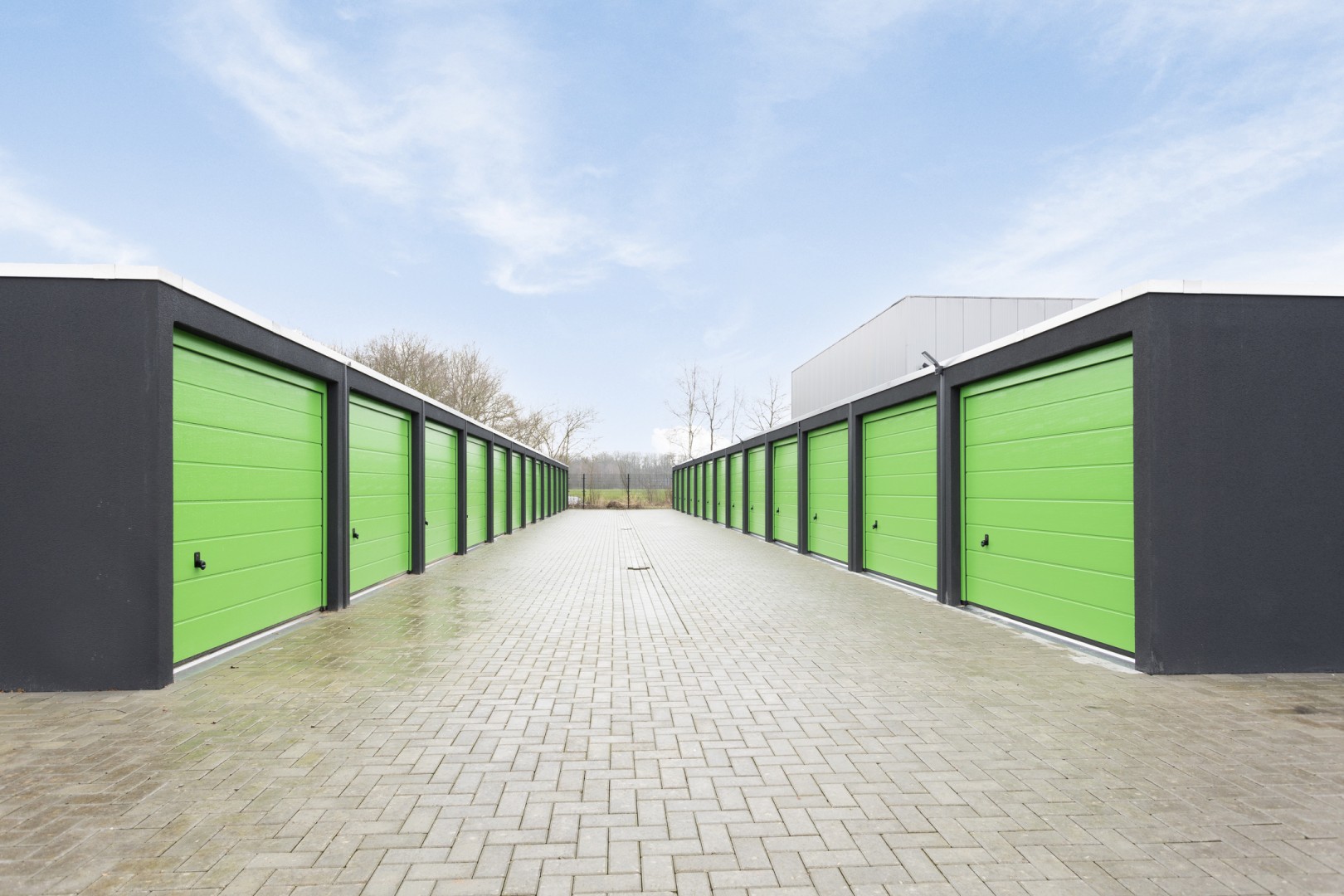 Jaargetijdenweg 50-7 — Enschede — Garagebox huren