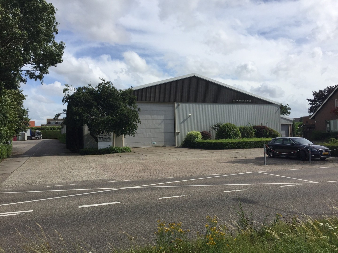 IJweg 1624 — Nieuw-Vennep — Garagebox huren