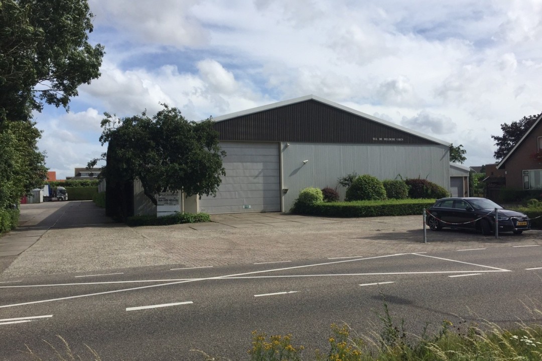 IJweg 1624 — Nieuw-Vennep — Garagebox huren