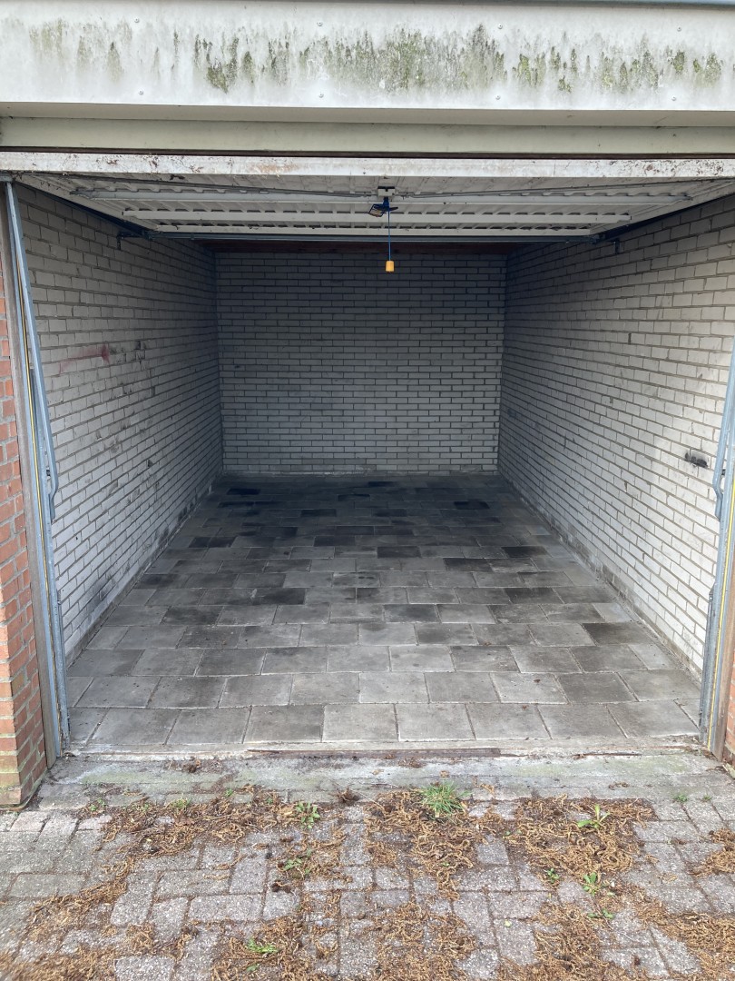 Broekermeerstraat 113 — Hoofddorp — Garagebox huren