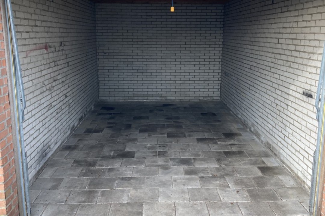 Broekermeerstraat 113 — Hoofddorp — Garagebox huren