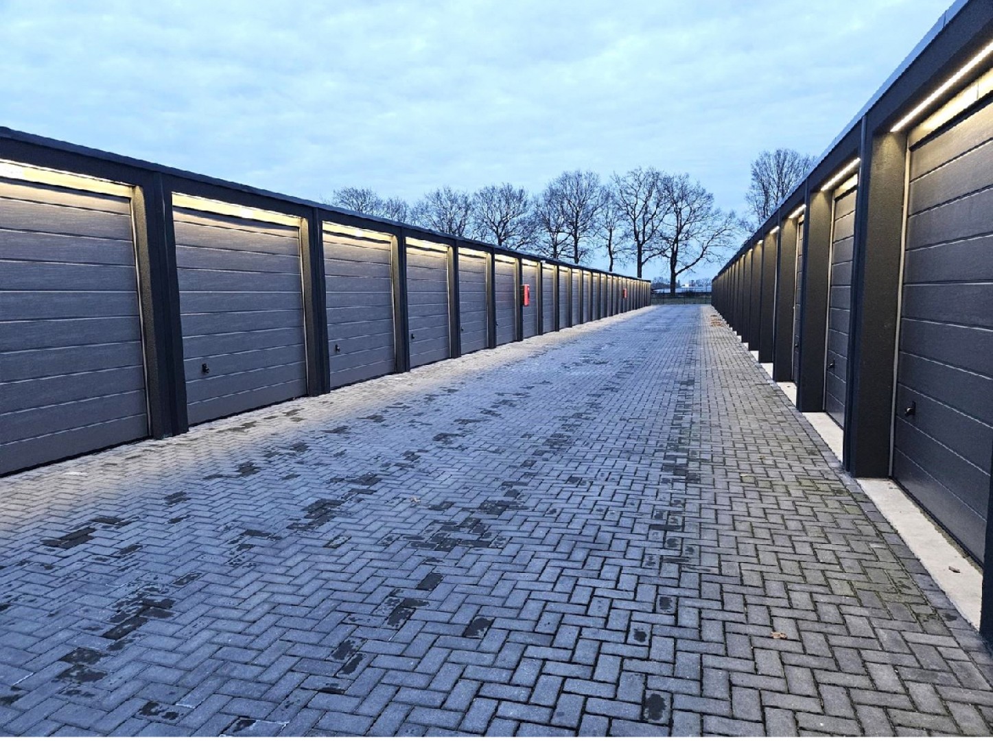 Phileas Foggstraat 116A — Emmen — Garagebox huren