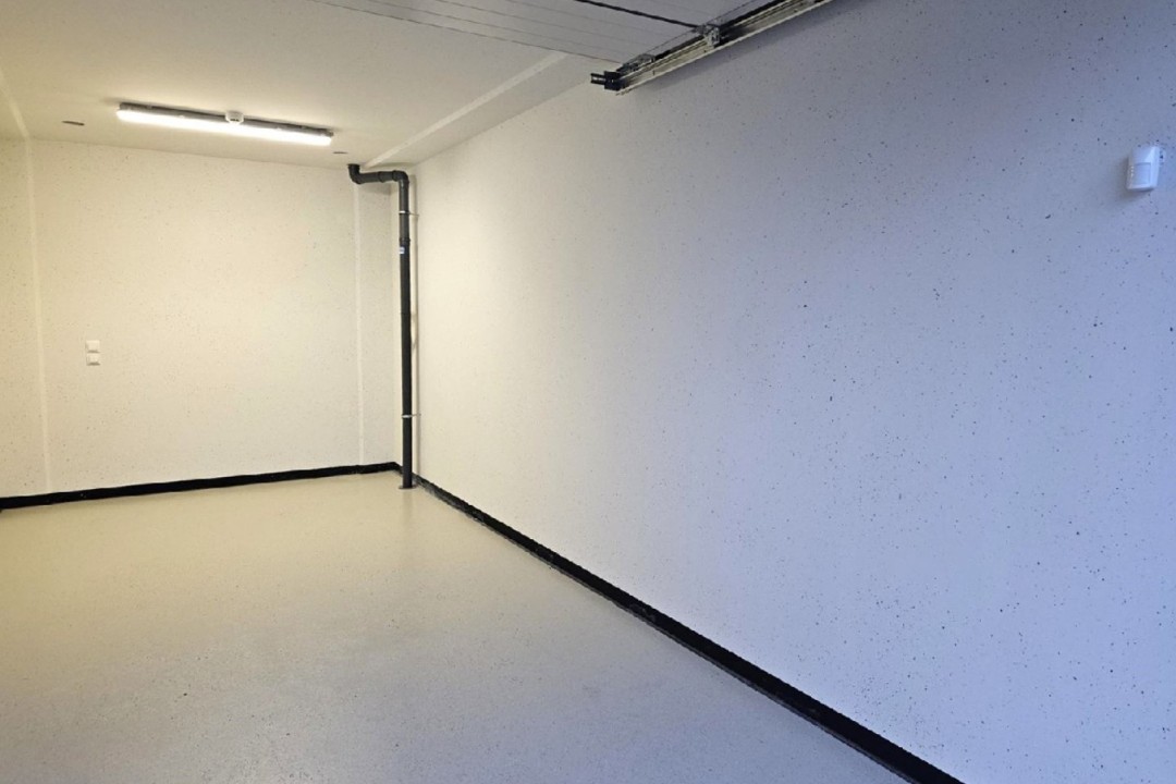 Phileas Foggstraat 116A — Emmen — Garagebox huren