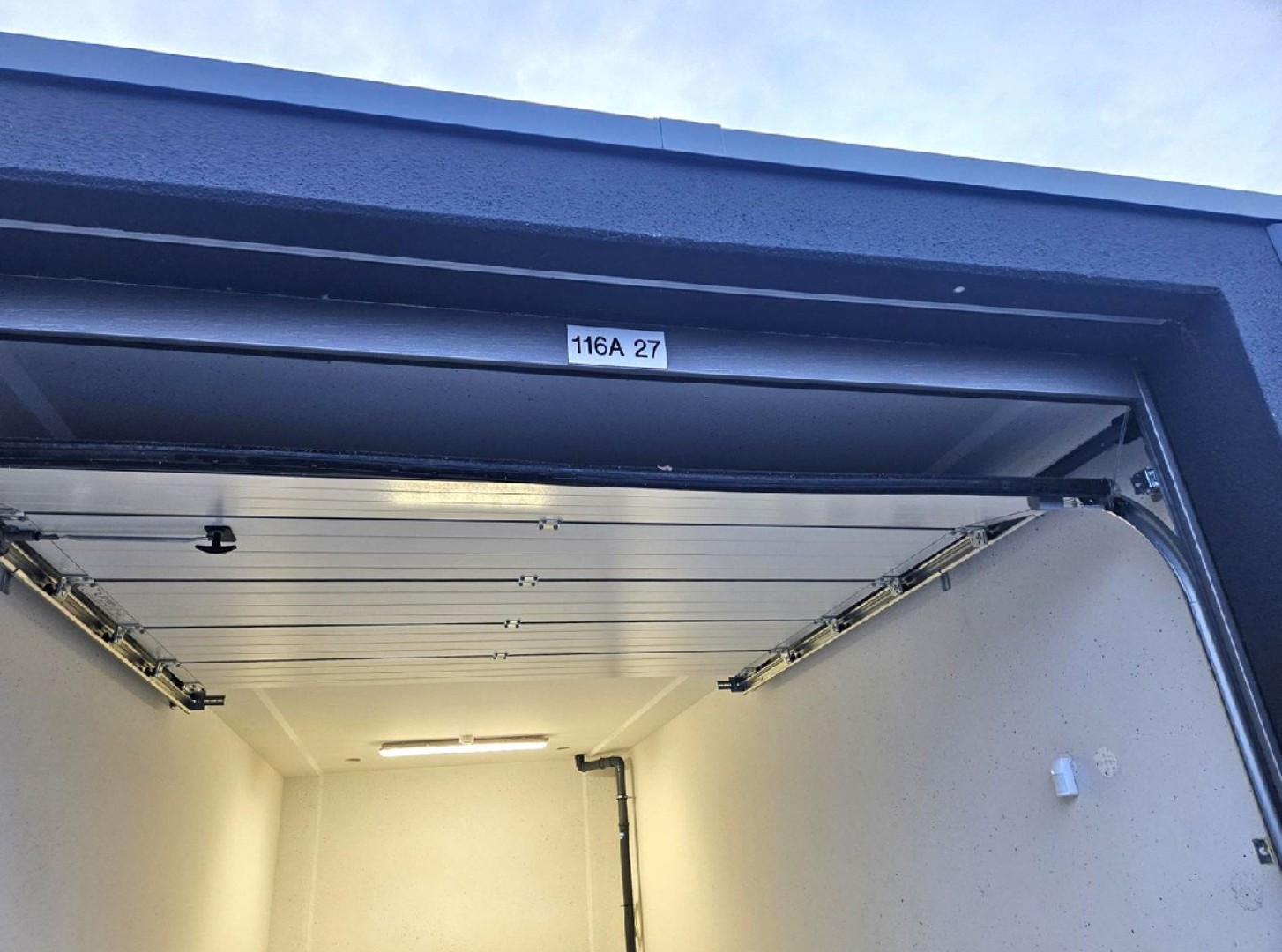 Phileas Foggstraat 116A — Emmen — Garagebox huren