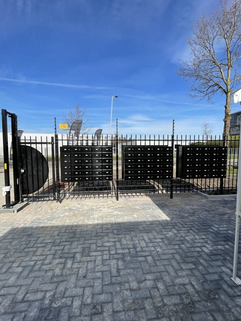 Phileas Foggstraat 116A — Emmen — Garagebox huren