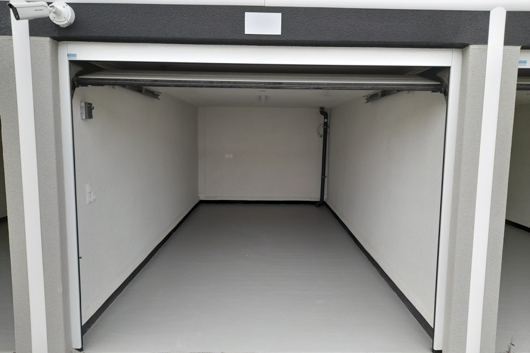 Hoolstraat 21 — Weert — Garagebox huren
