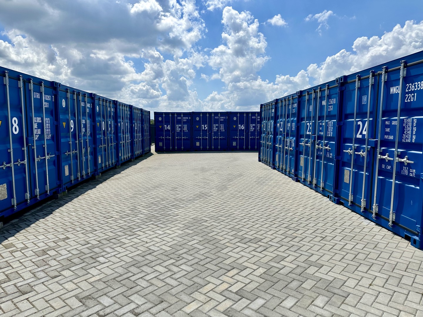 Fledderbosweg 1 — Garmerwolde — Opslag (zee)container huren