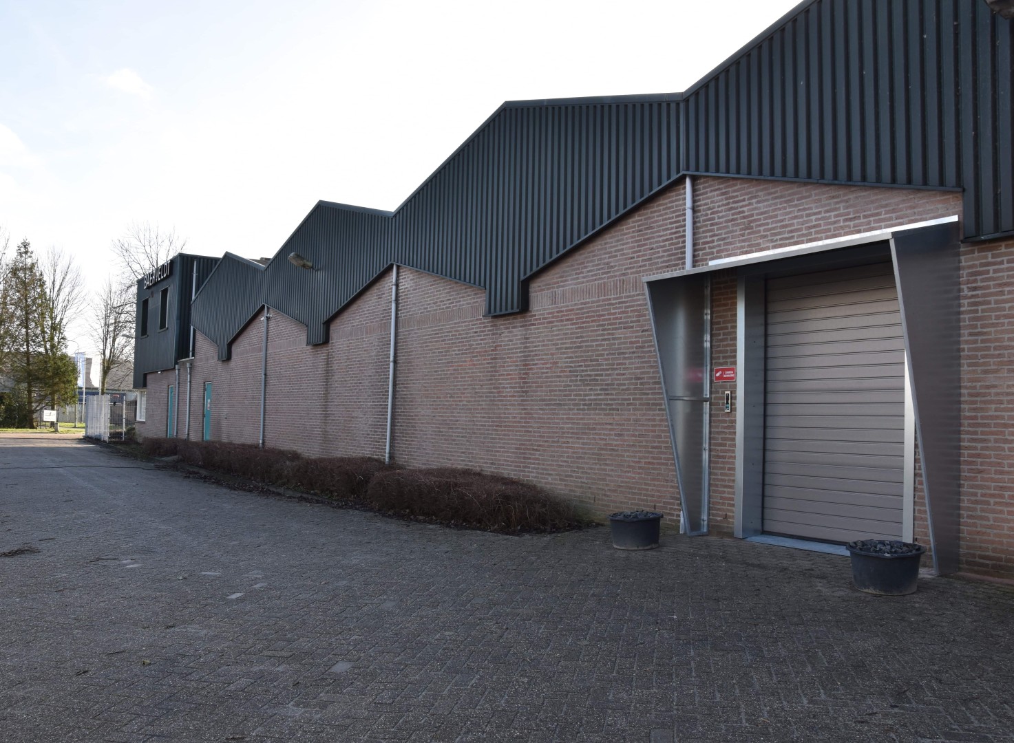 Roodhemsterweg 8 — IJlst — Self-storage / Mini opslag