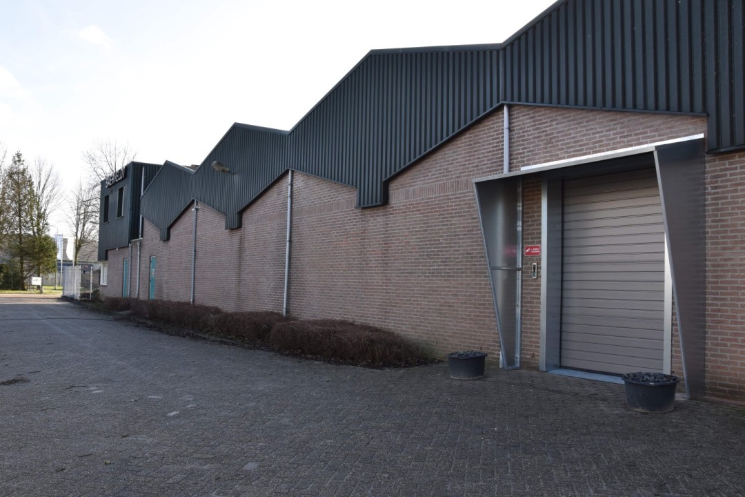 Roodhemsterweg 8 — IJlst — Self-storage / Mini opslag