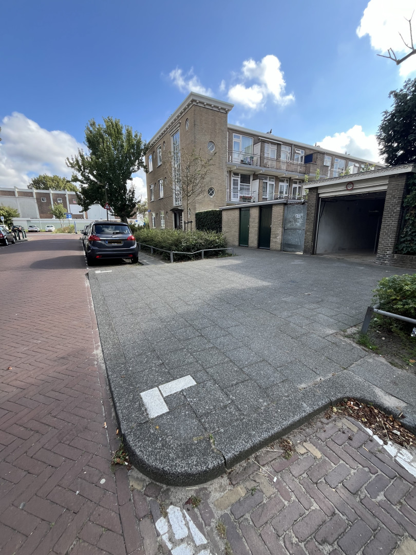 Rijsenburgstraat 3 — Den Haag — Garagebox huren