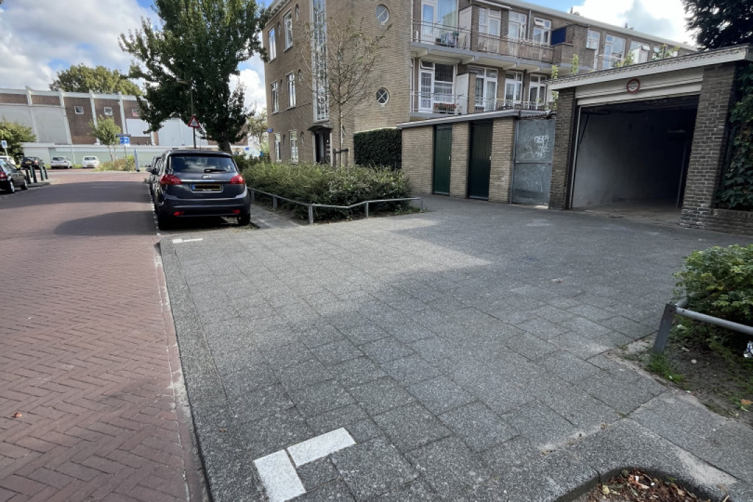 Rijsenburgstraat 3 — Den Haag — Garagebox huren