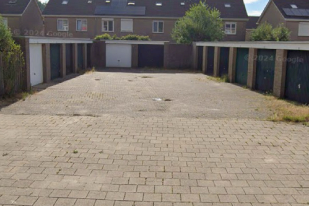 Lisztstraat 20 — Almelo — Garagebox huren