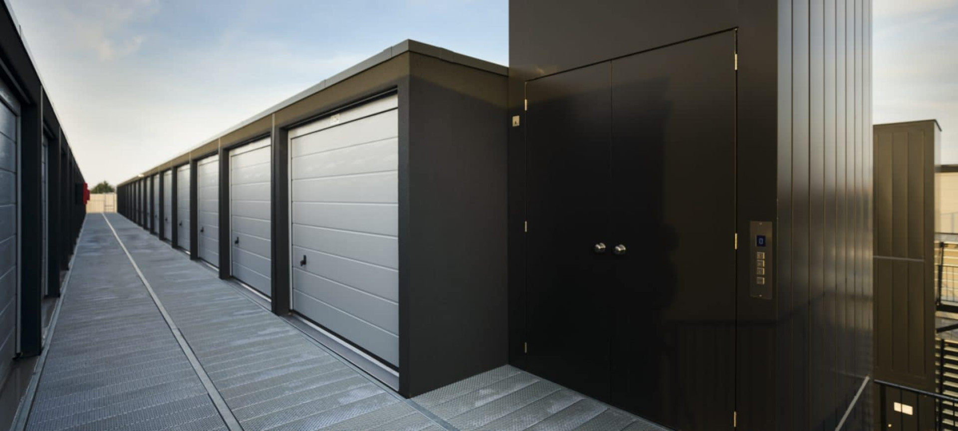 Tuinbouwveilingweg 5 — BREDA — Garagebox huren