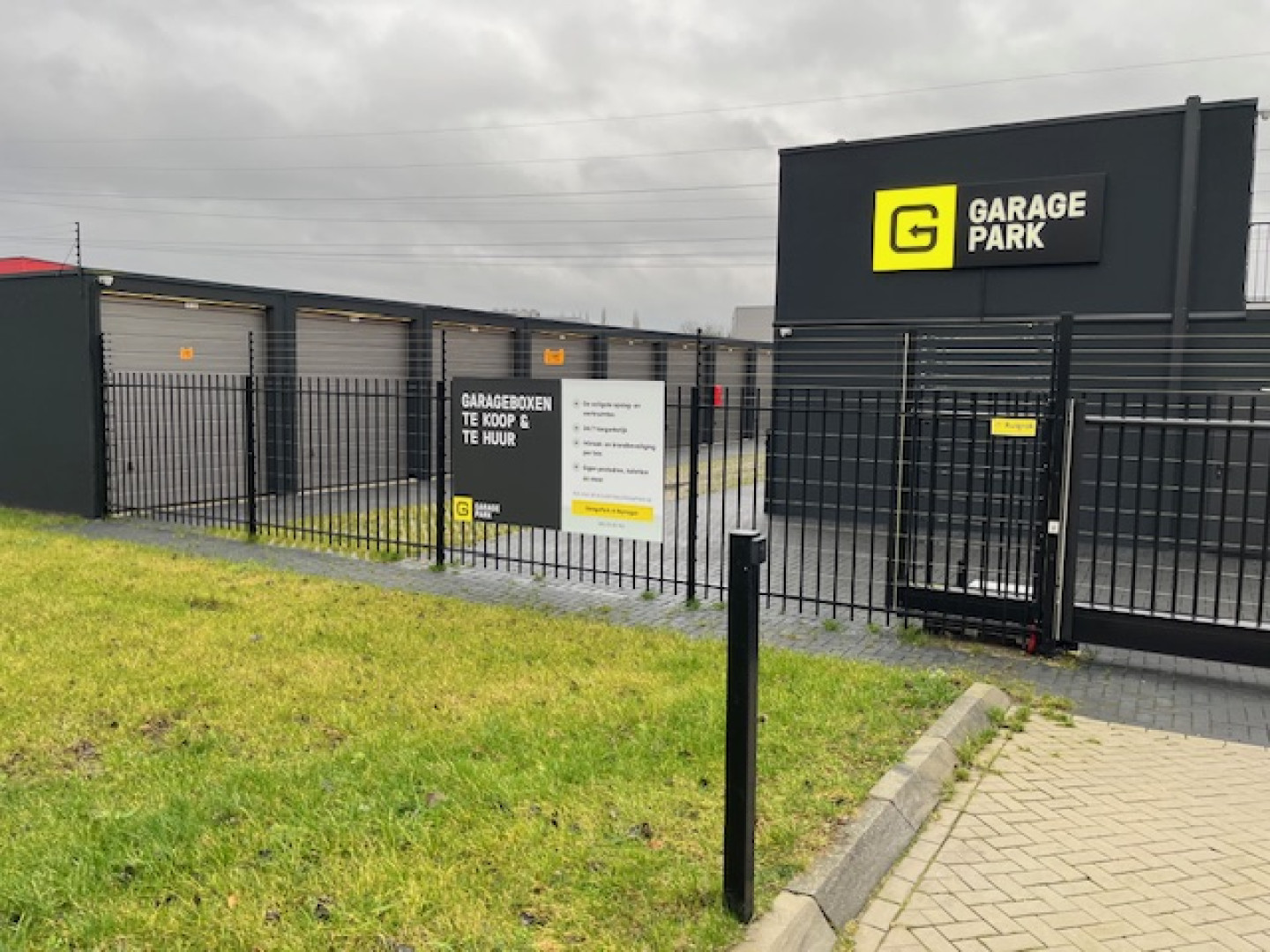 Ambachtsweg 11 — Nijmegen — Garagebox huren