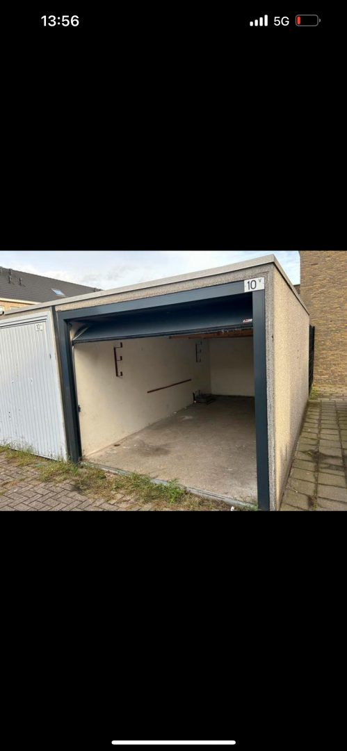 Titus brandsmastraat 10 — Roosendaal — Garagebox huren