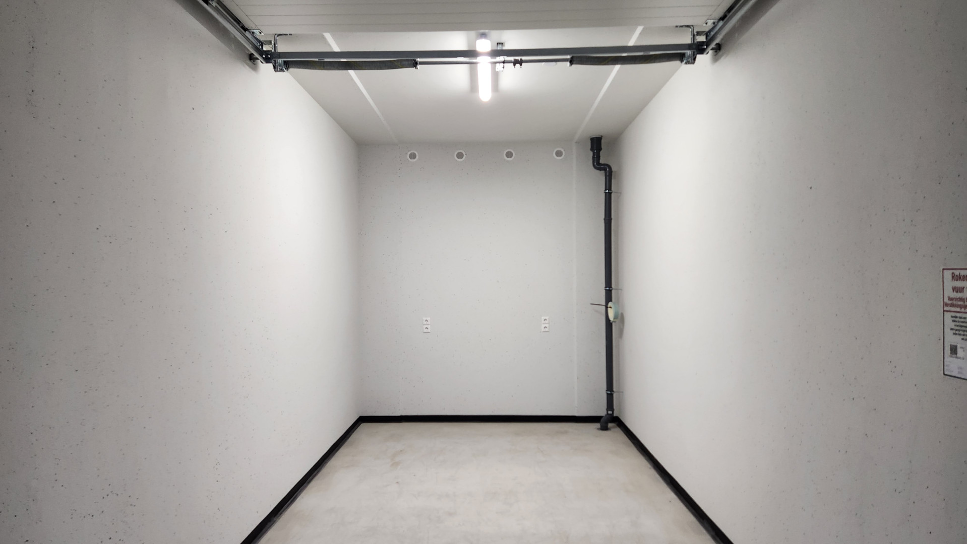 Riethil 14 — Breda — Garagebox huren