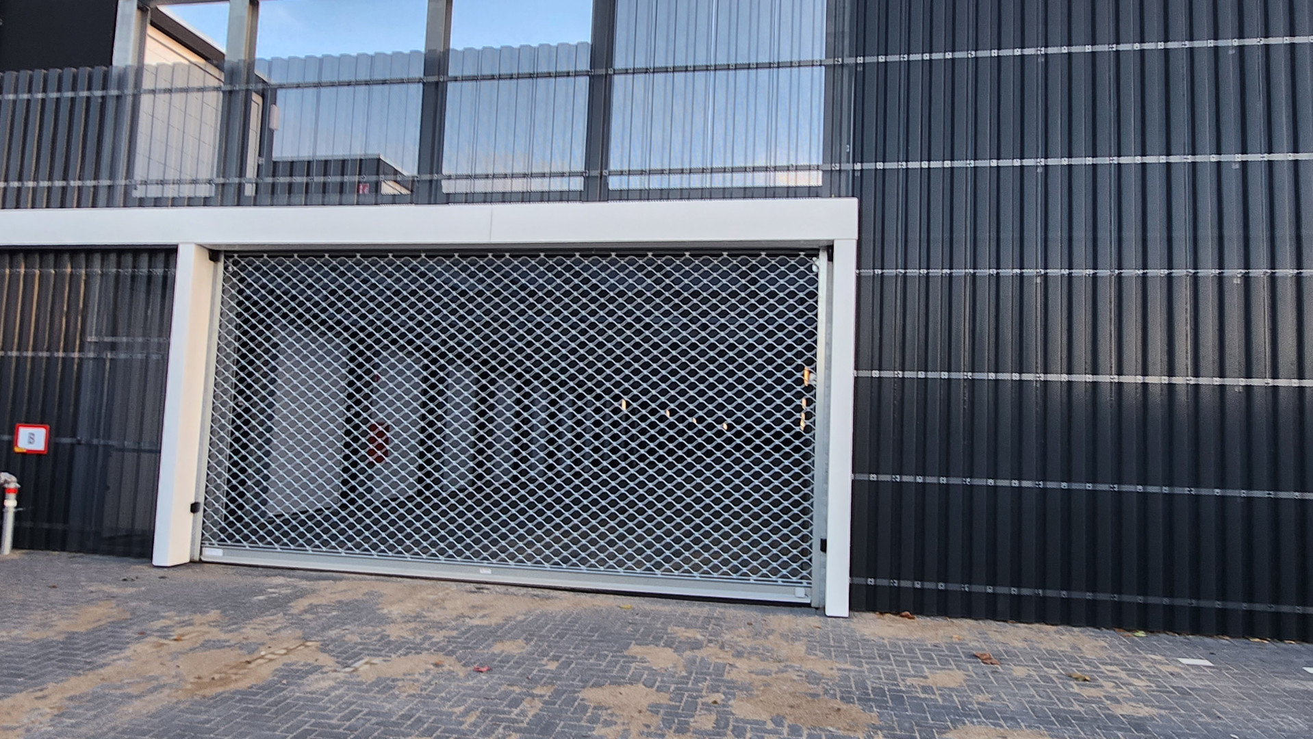Riethil 14 — Breda — Garagebox huren