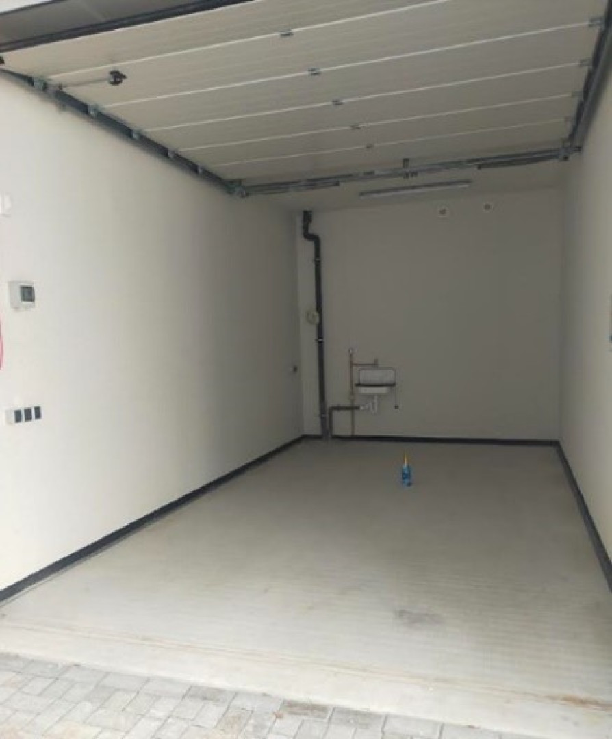 James Wattstraat 12 — Heerhugowaard — Garagebox huren