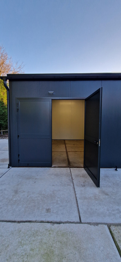 Oosterhoutsestraat 89b — Oosterhout — Garagebox huren