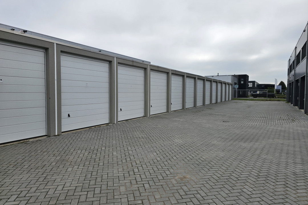 Korenmaaier 7A — Biddinghuizen — Garagebox huren