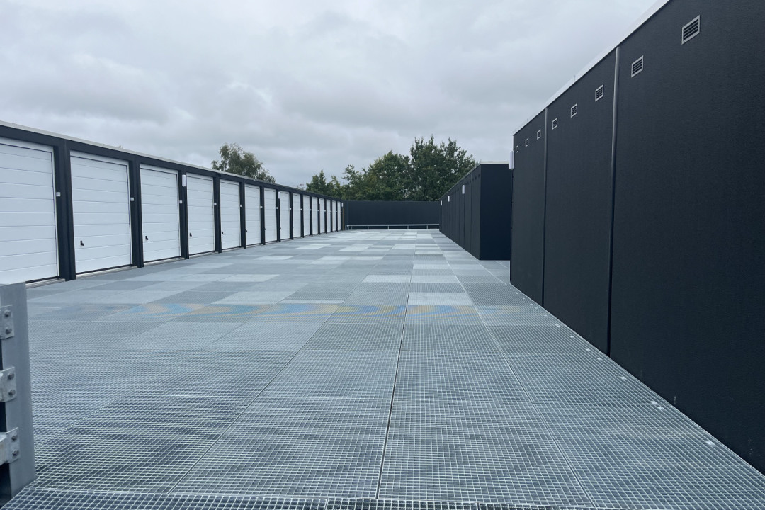 Riethil 14, B24 — Breda — Garagebox huren