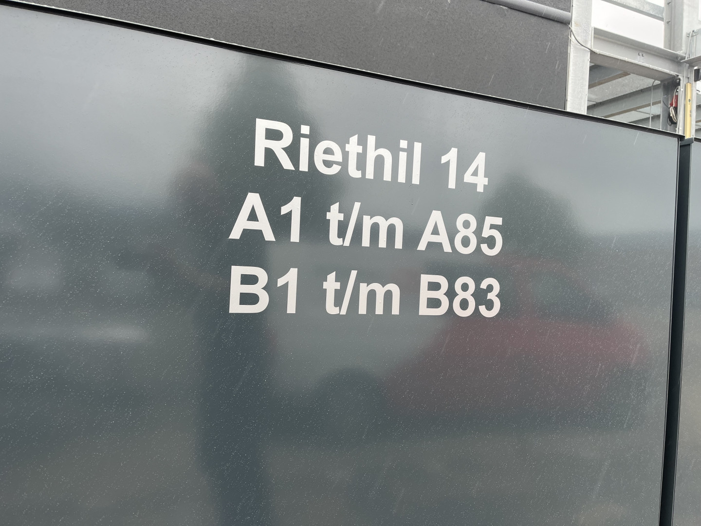 Riethil 14, B24 — Breda — Garagebox huren