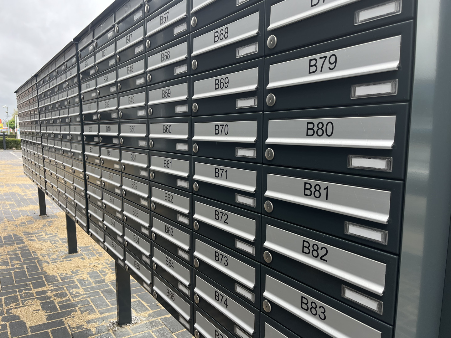 Riethil 14, B24 — Breda — Garagebox huren